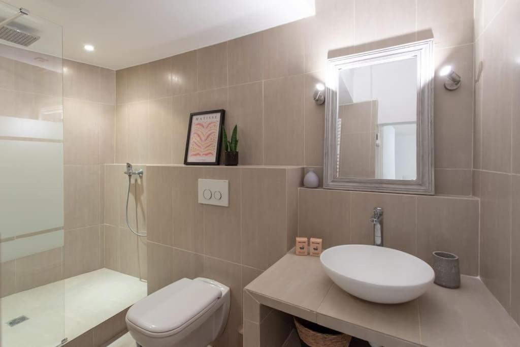 L5 2Mins Walk To The Beach Heart Of Old Town Ница Екстериор снимка